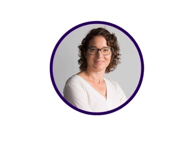 Picture of Nora Roesch in rounded frame