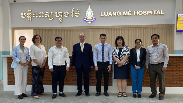 A delegation from C/Can and the Global Health Unit visiting Phnom Penh